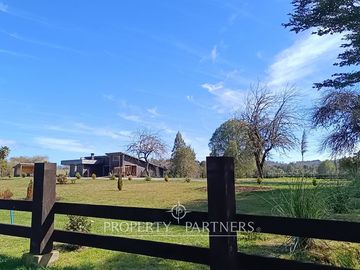 Hermosa Casa en Parcela de 7,950m² en Panguilelfún, Panguipulli