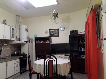 NUEVO PRECIO - Departamento (PH) en Venta en Parque Avellaneda 60m2 en 1er piso por escalera + terraza con parrilla – Av San Juan Bautista De La Salle