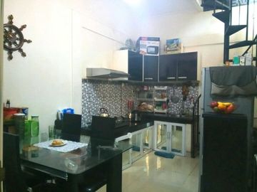 DIJUAL RUMAH 1.5 LT, SIAP HUNI DAN STRATEGIS DI PLN GANDUL, CINERE