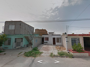 CASA EN VENTA EN COL. RINCON DE LA MERCED, TORREON COAHUILA! - JCH