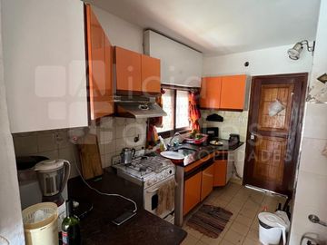 Casa de 4 ambientes en Barrio Privado