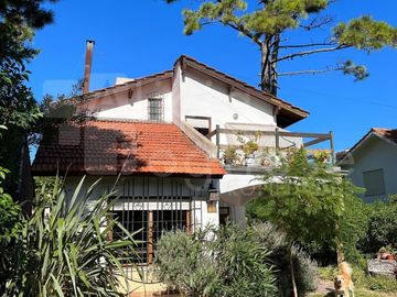 Casa de 4 ambientes en Barrio Privado