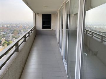 Departamento en venta de 3 dorm. en Peñalolén