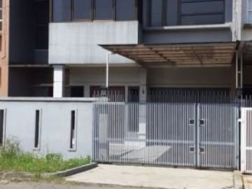 4 Bedroom House for Sale or Rent