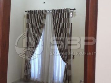 Rumah Dijual Jogja Cantik Strategis jl Kaliurang km 6 dkt UGM