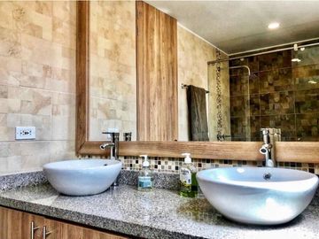 Hermosa casa en límites Cajica -Chía !!!