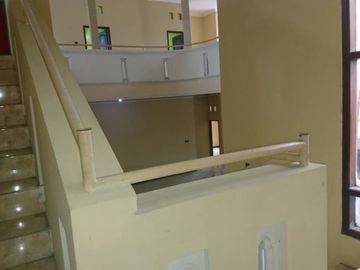 Rumah 2 lantai dekat kampus dijual di candipanggung sukarno hatta kota Malang