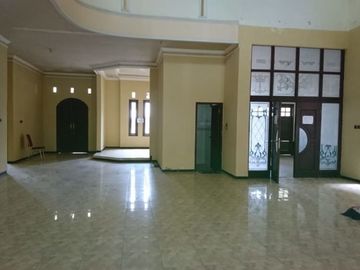 Rumah 2 lantai dekat kampus dijual di candipanggung sukarno hatta kota Malang