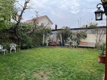 Casa en venta de 4D 3B SE Larapinta