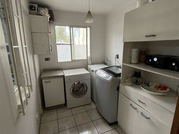 Casa en venta de 4D 3B SE Larapinta