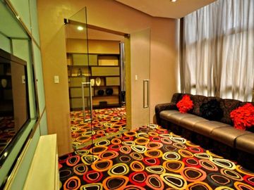 1br loft in Bellagio BGC (57.4sqm)