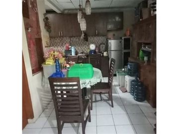 Dijual rumah murah sekali dekat summarecon mall Bekasi