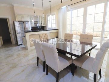 Dijual Rumah di Puri Mansion Cluster Buckingham Luas 200