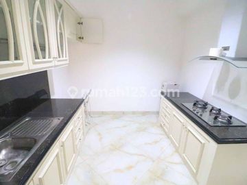 Dijual Rumah di Puri Mansion Cluster Buckingham Luas 200