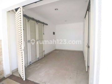 Dijual Rumah di Puri Mansion Cluster Buckingham Luas 200