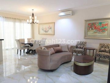 Dijual Rumah di Puri Mansion Cluster Buckingham Luas 200