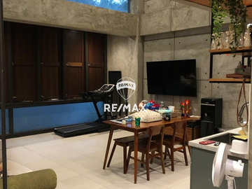 DIJUAL CEPAT RUMAH BERGAYA MODERN INDUSTRIAL DI MENTENG TEBET