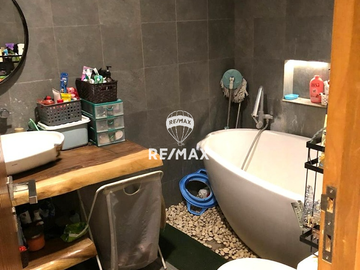DIJUAL CEPAT RUMAH BERGAYA MODERN INDUSTRIAL DI MENTENG TEBET