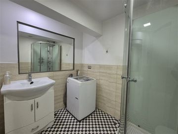 Arriendo Local comercial 180m2, barrio inglés Valparaíso