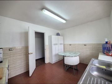 Arriendo Local comercial 180m2, barrio inglés Valparaíso