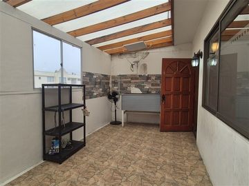 Arriendo Local comercial 180m2, barrio inglés Valparaíso