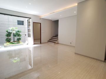 Rumah Baru 2 Lantai Luas 150 di Puncak Dieng kota Malang