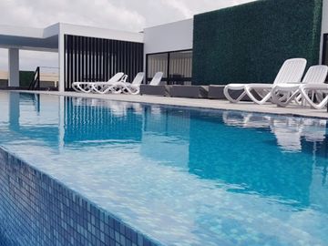 Departamento amueblado, PRECIO REDUCIDO, pool bar, alberca infinity, gimnasio