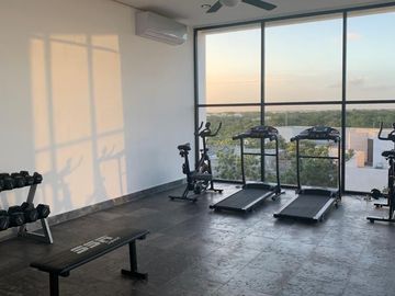 Departamento amueblado, PRECIO REDUCIDO, pool bar, alberca infinity, gimnasio