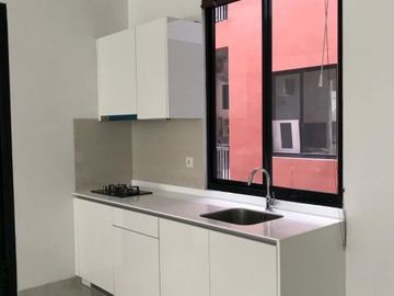 Disewakan Apartemen Premium LLOYD Alam Sutera Tangerang Selatan Lokasi Sangat Strategis Fully Furnished