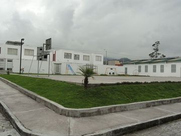 Venta de casa en Atuntaqui, Conjunto Privado