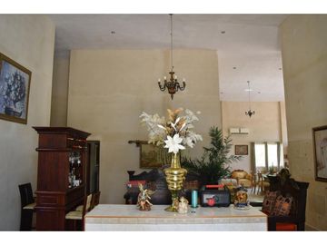 HERMOSA QUINTA EN VENTA FRACC MISION ANTIGUA 4913 M 2