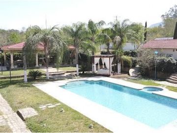 HERMOSA QUINTA EN VENTA FRACC MISION ANTIGUA 4913 M 2