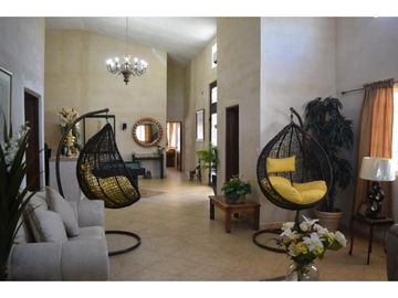 HERMOSA QUINTA EN VENTA FRACC MISION ANTIGUA 4913 M 2