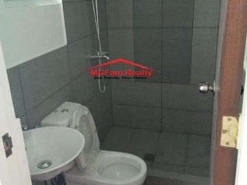 Diamond Townhouse Near SM Masinag Antipolo, pls contact Donald Portuguez @ 0933825---- / 0955561----