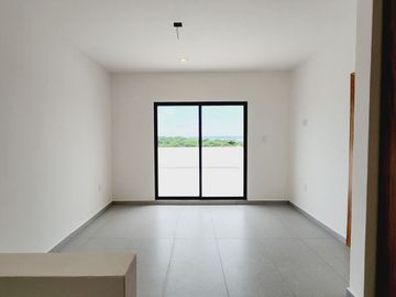 Casa en VENTA con recamara en planta baja Fracc LOMAS DE LA RIOJA