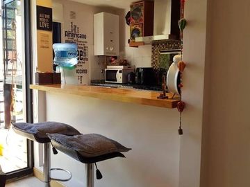 VENTA DE BELLISIMO SEMIPISO DE 2 AMBIENTES EN VILLA URQUIZA