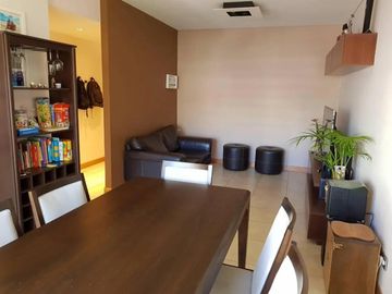 VENTA DE BELLISIMO SEMIPISO DE 2 AMBIENTES EN VILLA URQUIZA