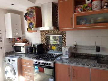 VENTA DE BELLISIMO SEMIPISO DE 2 AMBIENTES EN VILLA URQUIZA
