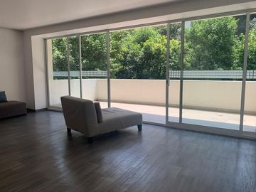 Deaprtamento en venta en Hacienda de las palmas