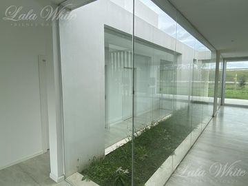 Casa en Venta en Lares de Canning