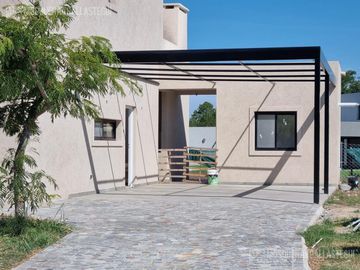 Casa - Escobar