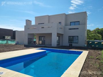 Casa - Escobar