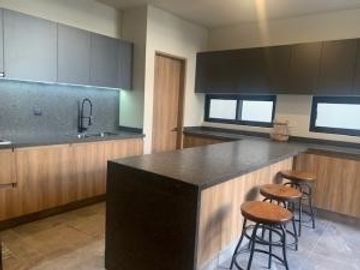 VENTA DE CASA EN QUIANA, ALTOS JURIQUILLA