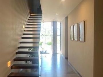 VENTA DE CASA EN QUIANA, ALTOS JURIQUILLA