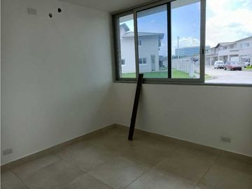VENTA DE CASA EN COSTA SUR, PH VILLASUR