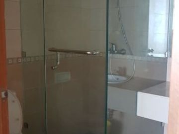 Disewakan Apartemen dg Fasilitas Lengkap di Hamptons Park Tipe 1BR Furnished A2092