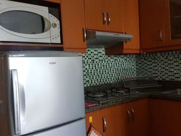 Disewakan Apartemen dg Fasilitas Lengkap di Hamptons Park Tipe 1BR Furnished A2092