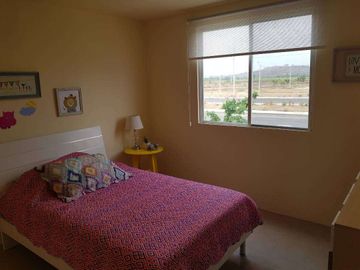 Venta de hermosa casa 4 dormitorios con buenos acabados en Mi Lote Villa Bonita.