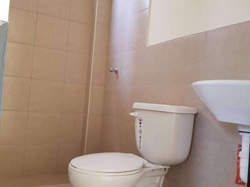 Venta de hermosa casa 4 dormitorios con buenos acabados en Mi Lote Villa Bonita.