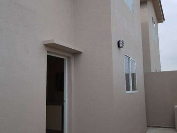 Venta de hermosa casa 4 dormitorios con buenos acabados en Mi Lote Villa Bonita.